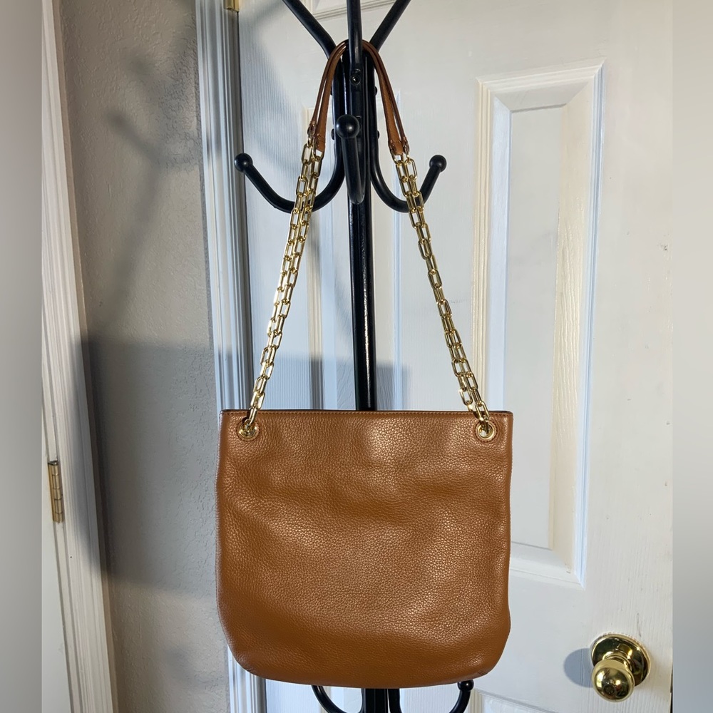 Tory Burch - Picture 2 of 3